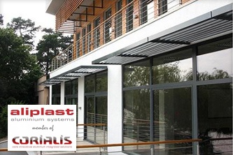 Aliplast - Aliplast Aluminium Systems rendszeranyagok az "Év házában"